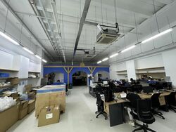 Space@tampines (D18), Warehouse #499489911